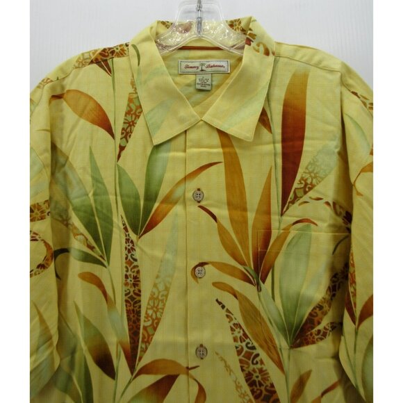 Tommy Bahama Shirt Large Silk Hawaiian Button Up Loop Collar Tropical - Picture 2 of 10